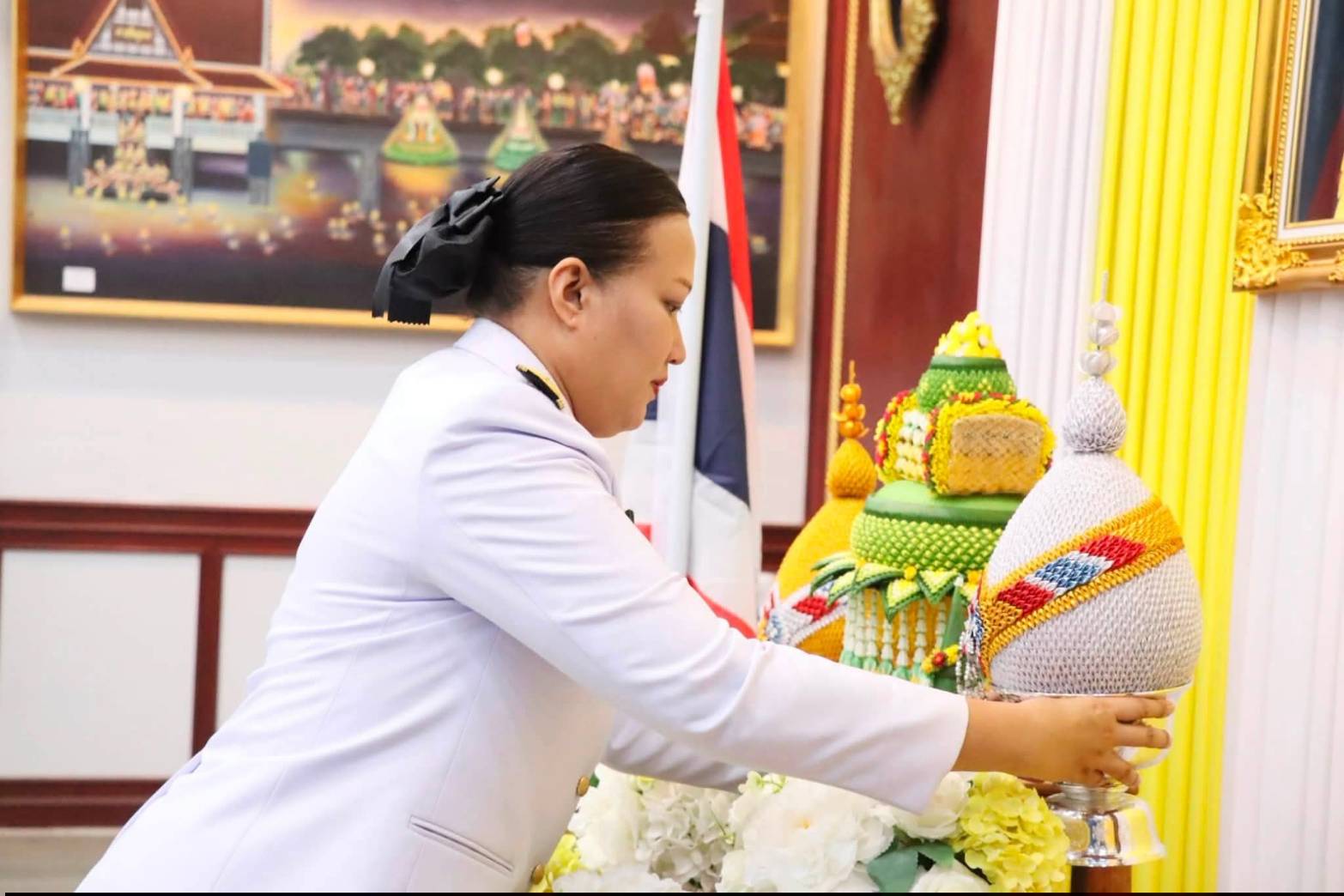 title - นางสาวอมรรัตน์ แขวงโสภา ปฏิรูปที่ดินจังหวัดพระนครศรีอยุธยา ปฏิบัติหน้าที่ในตำแหน่งผู้อำนวยการศูนย์ส่งเสริมและพัฒนาอาชีพเสริมนอกภาคการเกษตร(ศพส.) เป็นประธานในพิธีถวายสัตย์ปฏิญาณเพื่อเป็นข้าราชการที่ดีและพลังของแผ่นดิน เนื่องในโอกาสมหามงคลเฉลิมพระชนมพรรษา พระบาทสมเด็จพระปรเมนทรรามาธิบดีศรีสินทร มหาวชิราลงกรณ พระวชิรเกล้าเจ้าอยู่หัว 28 กรกฎาคม 2569
